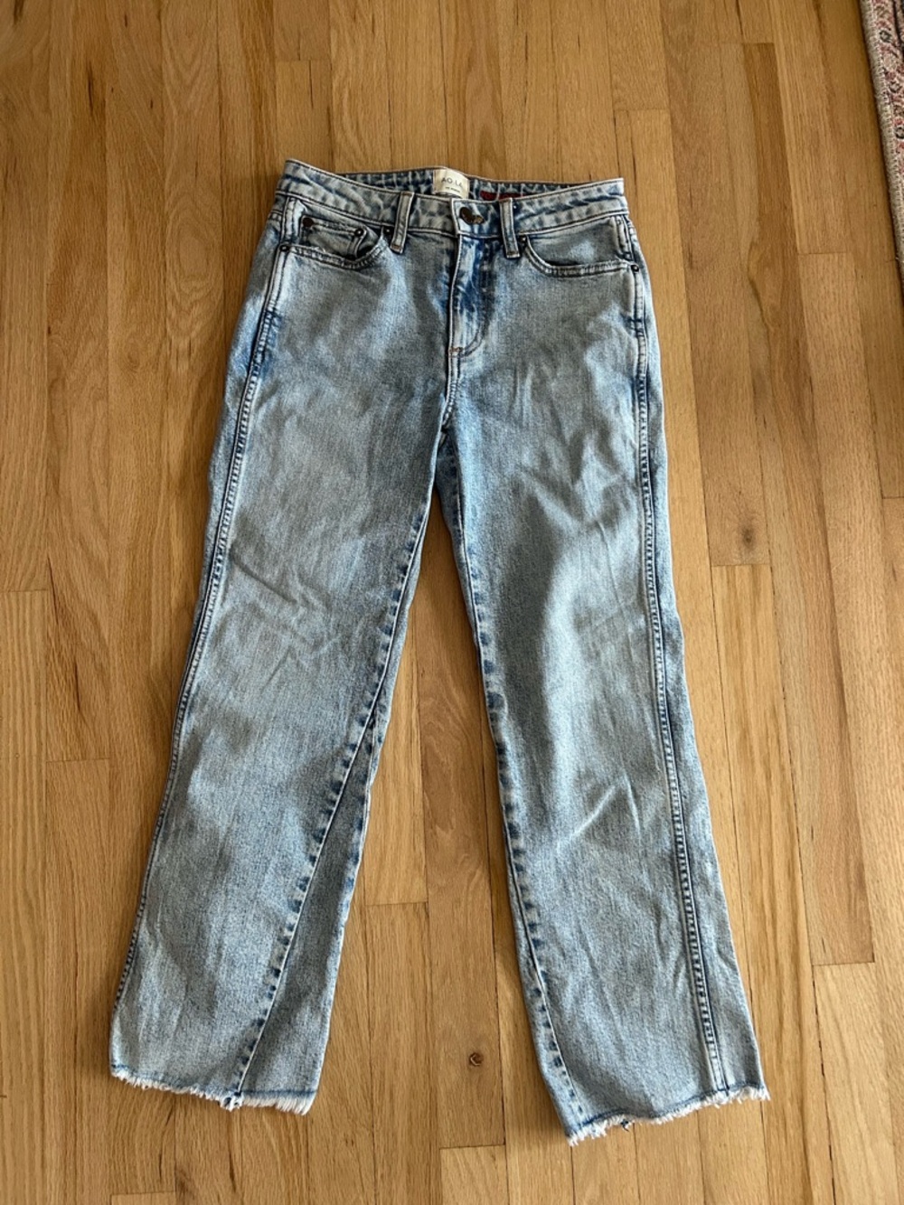 Alice + Olivia AO LA Perfect Crop Kick flare Jean in rebel rebel size 26